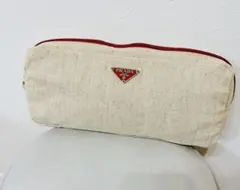 PRADA ベージュキャンバスポーチ