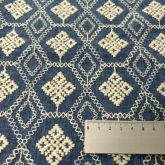 刺繍生地残布　縦80cm×横95cm
