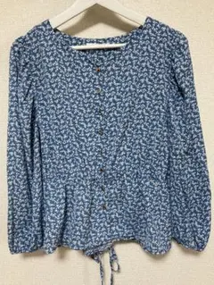 【美品】レトロガール　花柄ブラウス