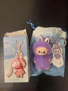 PIN FOR LOVE イニシャル ラブブ T