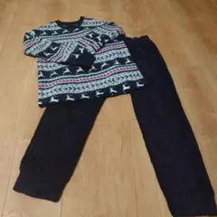 140センチ.UNIQLO.フリースパジャマ 上下（ノルディック柄）