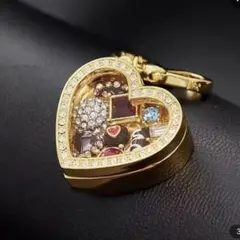 ハート型金色チャーム ペンダント ハート プレゼントにも