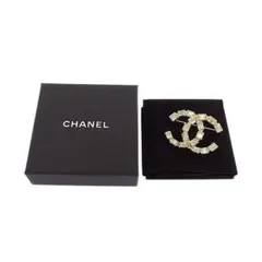 正真正銘本物 CHANEL ダブルCロゴブローチ クリスタル - メルカリ