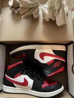 Nike Air Jordan ハイカットスニーカー 黒/赤/白