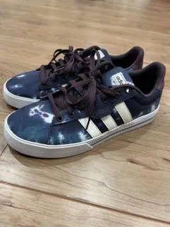 adidas スニーカー ダークブルー（新品未使用）