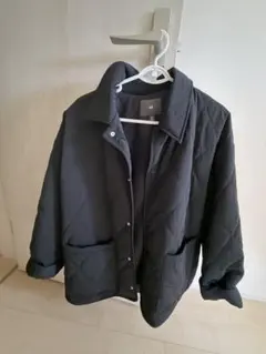 H&M キルティングジャケット ブラックのサムネイル