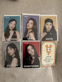 TWICE トレーディングカードセット