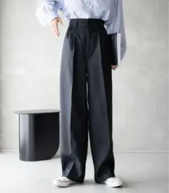 ハイウェスト　センタープレス　ワイドパンツ　L