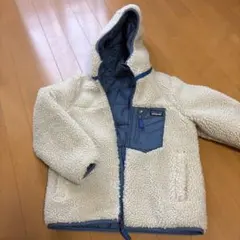 Patagonia リバーシブルジャケット　子供用