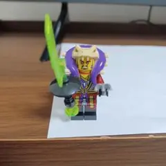 レゴニンジャゴーミニフィグ　マスターチェン