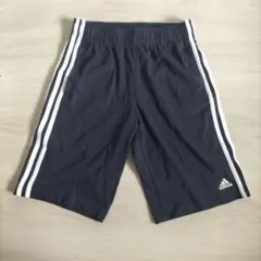 新品adidas ハーフパンツ ネイビー 160cm