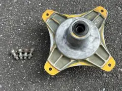 蜂*ク様 モトラ　リアハブ　5.5j　ダックス 蜂*ク様 モトラ リアハブ 5.5j ダックス