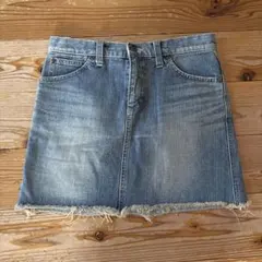 Lee デニムミニスカート カットオフ ダメージ加工のサムネイル