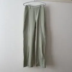 グリーン　ズボン