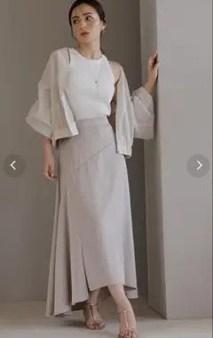 【anuans/アニュアンス】ウィンテージサテンアシメヘムスカートのサムネイル