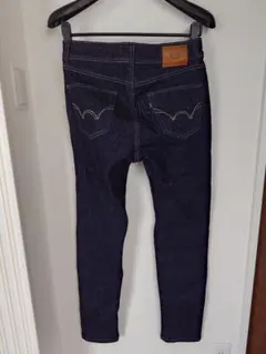 EDWIN INTERNATIONAL BASIC デニムパンツのサムネイル