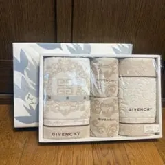 GIVENCHY タオルセット 2箱8枚