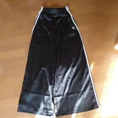adidas サテン ワイドレッグパンツ ラッフル トラックパンツ　М