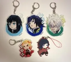 鬼滅の刃アクリルキーホルダー＆ラバーキーホルダーセット