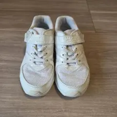 瞬足　スニーカー　21.5cmセンチ