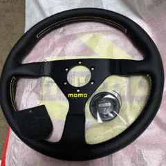 美品❗️モモ　ヴェローチェ 350パイ MOMO MOMO 日本正規品 モモ ステアリング VELOCE RACING 35φ