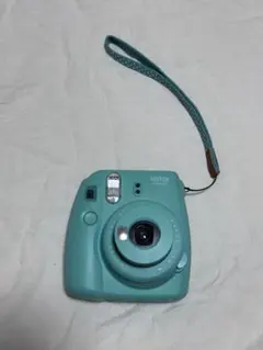 instax mini 8+　ミントグリーン