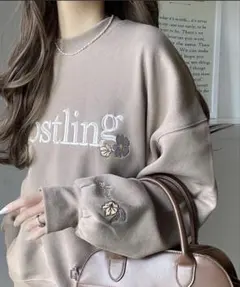 クラシカルエルフ　フラワー刺繍裏起毛スウェット　トレーナー　ベージュ　Ｍ