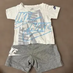 NIKE ベビー服 Tシャツ ショートパンツ セットのサムネイル