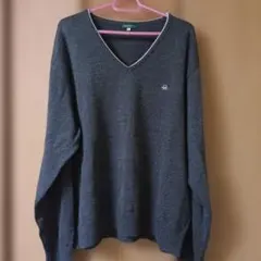 ダークグレー Vネックニット