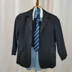 入学式 キッズ用黒スーツとショートパンツ