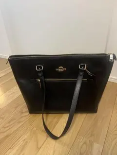 COACH ブラックレザートートバッグ