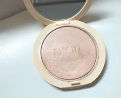 ディオールスキンフォーエヴァークチュールルミナイザー02