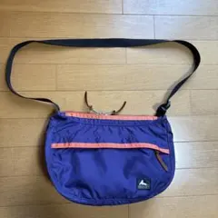 Item thumbnail for item d4f23697-0cc0-4d72-82d8-fd6d9e85fc21