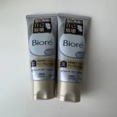 【新品・未使用】Biore おうちdeエステ ディープクレイ洗顔 2本セットのサムネイル