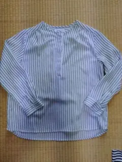 ストライプ柄 長袖ブラウス ホワイト美品！のサムネイル