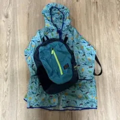 恐竜柄　キッズレインコート＆リュックのサムネイル