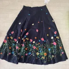 7.【新品タグ付き】AVIE 花柄 ボタニカルフラワーのサムネイル
