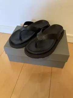 Lui's【Tomo&Co × CASE】TABINARE SANDAL 2.0 - メルカリ