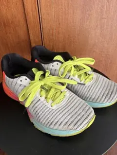 ASICS DynaFlyte 3 ランニングシューズ 24㎝