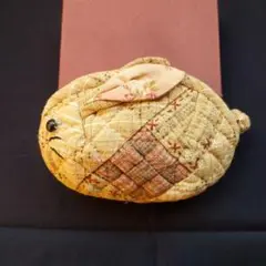 ウサギ型キルティングポーチ