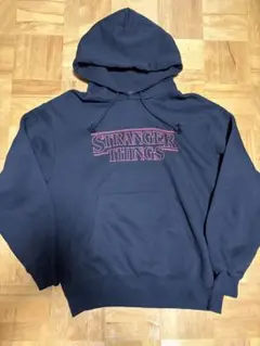 Stranger Things GUフーディ M ネイビー