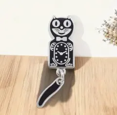 Item thumbnail for item fe686eb7-53b4-4b70-a5bf-7ae892cc80e6