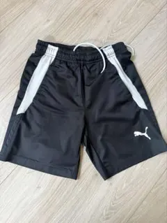 PUMA 黒 ハーフパンツ130 サッカー　プーマ