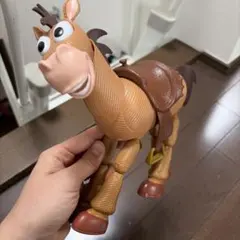 トイストーリー　ブルズアイ　フィギュア