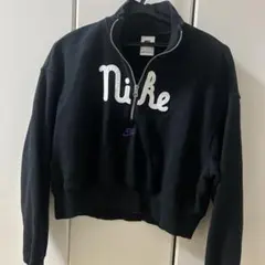 Nike ハーフジップクロップド丈 スウェットのサムネイル