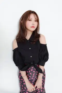 2025年最新】カットオフパフショルダーシャツの人気アイテム - メルカリ