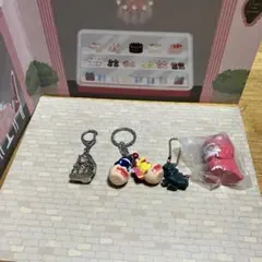 レトロ　怪獣キーホルダー他セット〜D