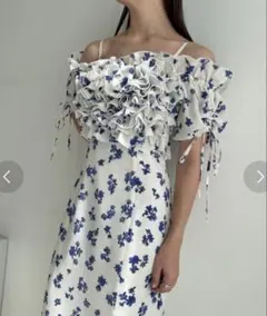 フラワープリント オフショルダーキャミワンピース サイズ0