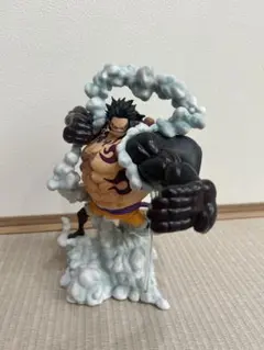 ルフィ フィギュア