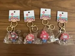 ミャクミャクサンリオ なりきり クリアキーホルダー4個セット